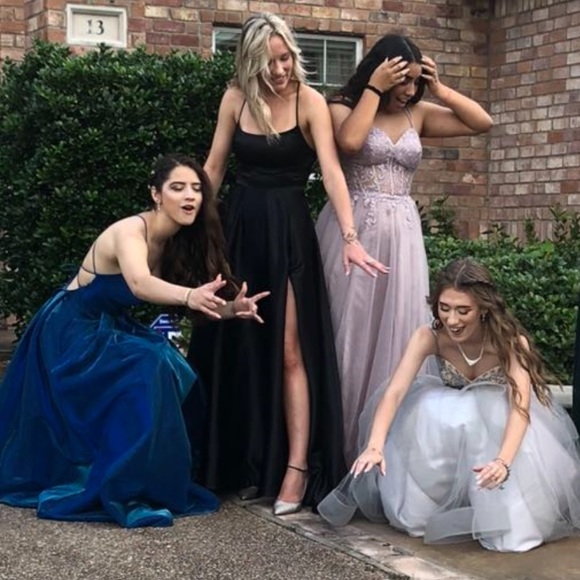 Black formal prom dress - Picture 4 of 5